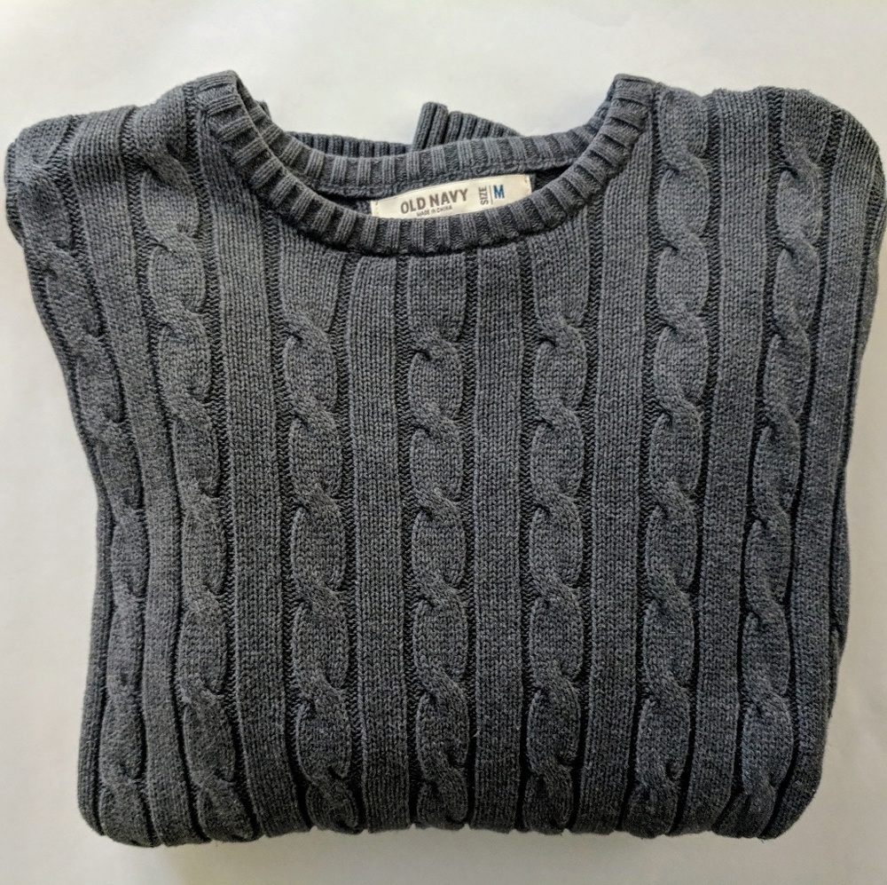Cable knit crew sweater